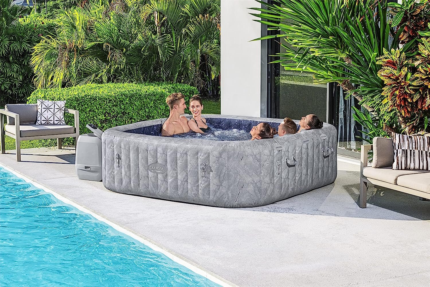 San Francisco SaluSpa HydroJet Pro Hot Tub