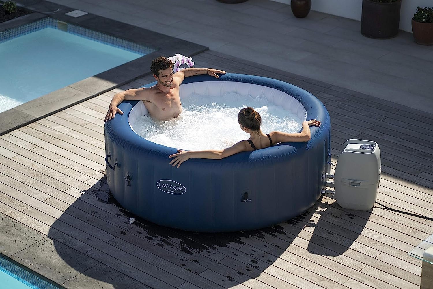 Milan SaluSpa Inflatable Hot Tub