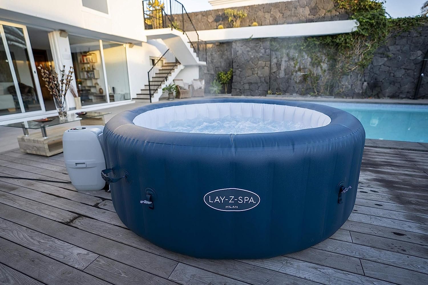 Milan SaluSpa Inflatable Hot Tub