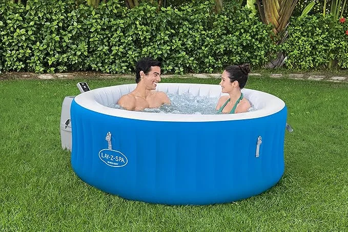 SaluSpa Byron Bay Hot Tub