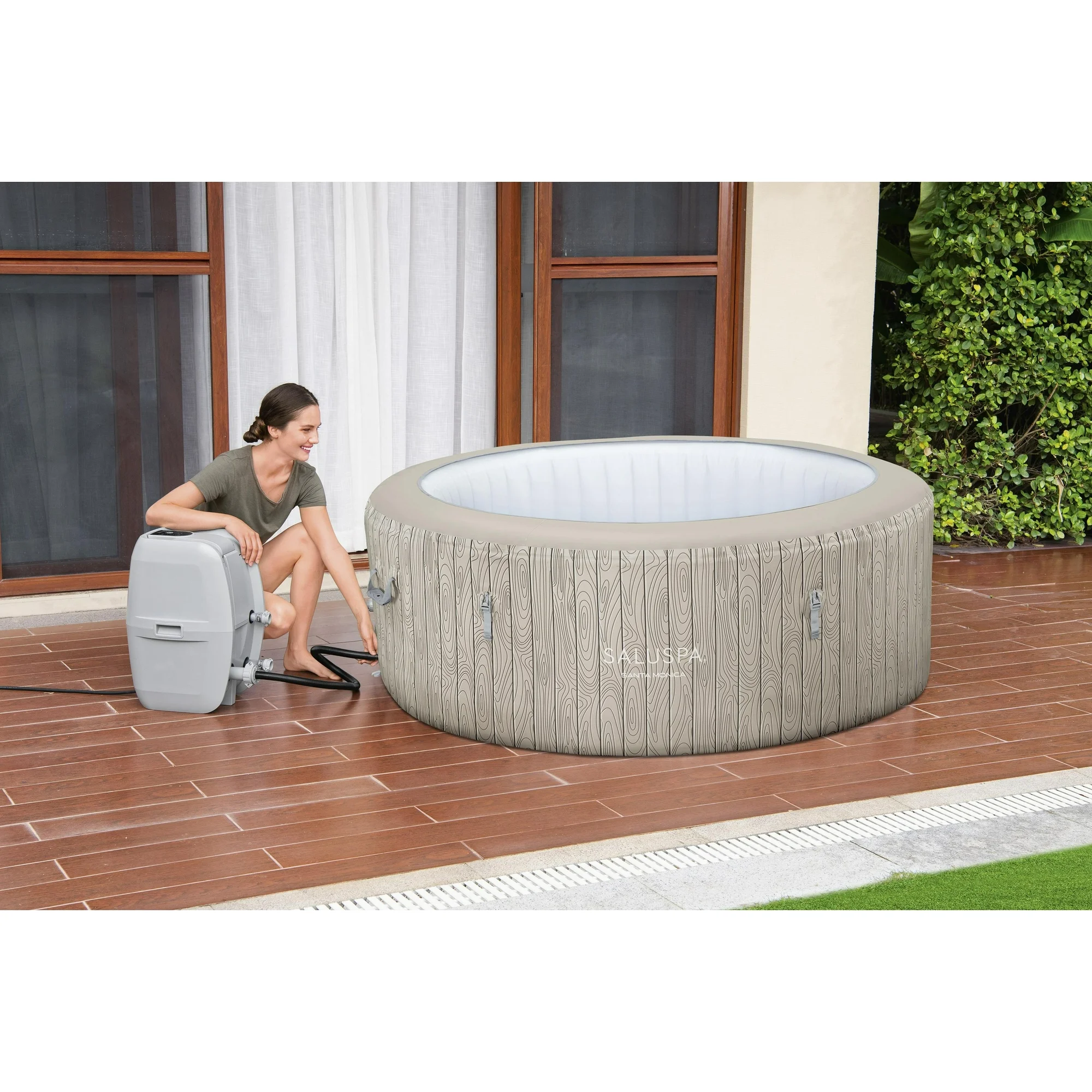 SaluSpa Santa Monica AirJet Inflatable Hot Tub