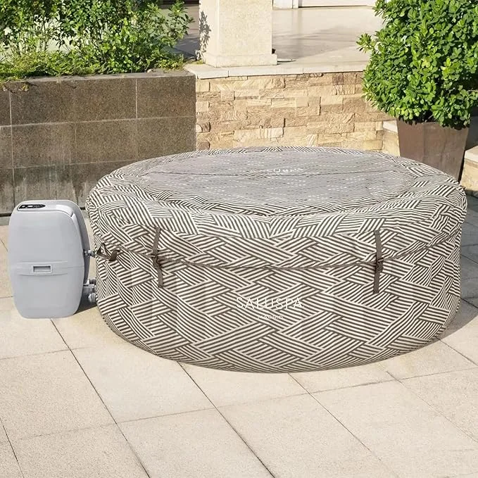 SaluSpa Madrid Hot Tub