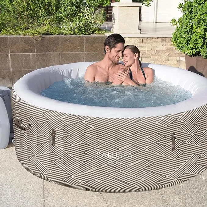 SaluSpa Madrid Hot Tub